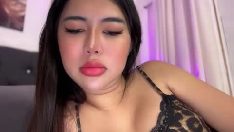 Snapshot of whoss_sofia chatting on 8, 2, 2026 Sofia online show from 8, 2, 2026