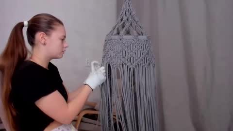 Veronica online show from 5, 3, 2025