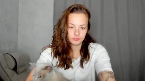 Snapshot of why_again_me chatting on 20, 4, 2026 Veronica online show from 20, 4, 2026