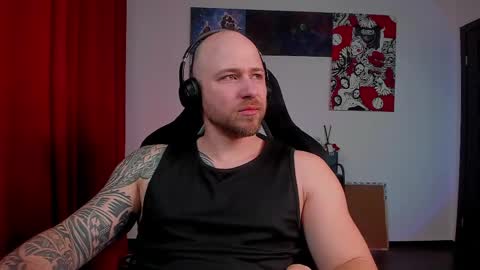 Snapshot of why_you_so_serious chatting on 25, 3, 2026 VI online show from 25, 3, 2026