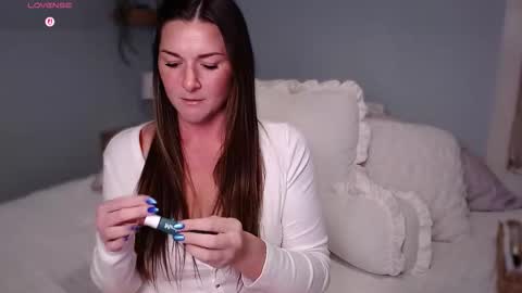 Snapshot of wickedwifexo chatting on 21, 3, 2026 WickedWifeXO online show from 21, 3, 2026