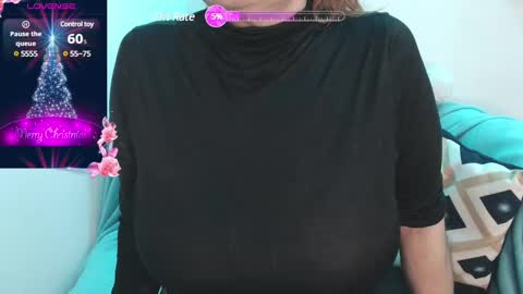 Snapshot of wife_mature chatting on 15, 12, 2024 sussy online show from 15, 12, 2024