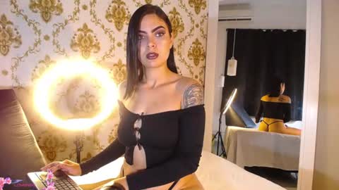 Call me Luna  online show from 16, 6, 2026