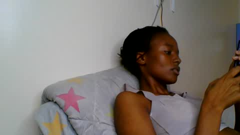 Snapshot of wildflowr chatting on 22, 6, 2026 wildflowr online show from 22, 6, 2026