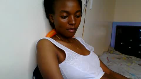Snapshot of wildflowr chatting on 25, 6, 2026 wildflowr online show from 25, 6, 2026