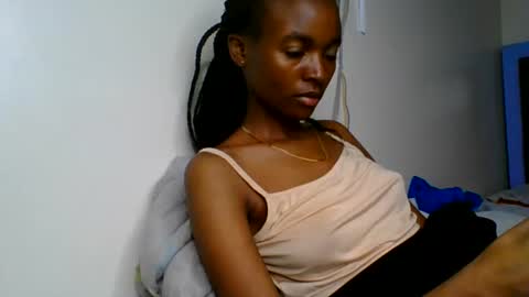 Snapshot of wildflowr chatting on 9, 7, 2026 wildflowr online show from 9, 7, 2026