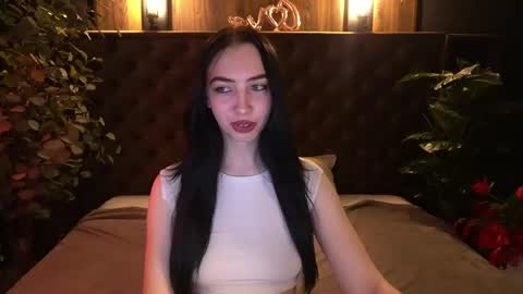 Snapshot of wildkittenx_ chatting on 29, 4, 2026 Alena online show from 29, 4, 2026