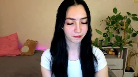 Snapshot of wildkittenx_ chatting on 16, 5, 2026 Alena online show from 16, 5, 2026