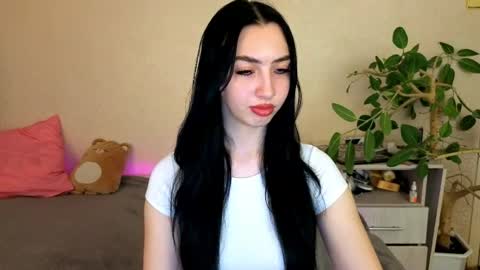 Snapshot of wildkittenx_ chatting on 16, 5, 2026 Alena online show from 16, 5, 2026