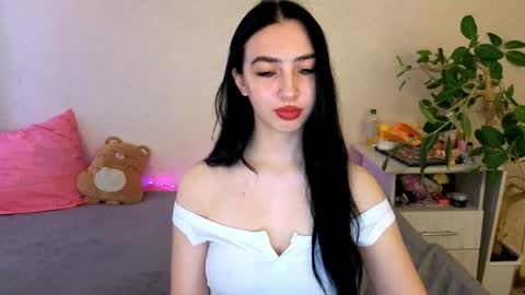 Snapshot of wildkittenx_ chatting on 21, 5, 2026 Alena online show from 21, 5, 2026