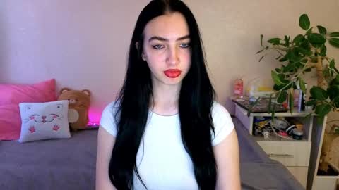 Snapshot of wildkittenx_ chatting on 5, 6, 2026 Alena online show from 5, 6, 2026