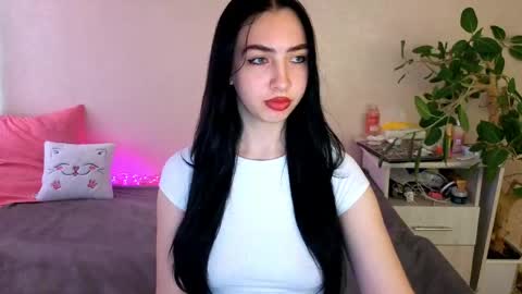 Snapshot of wildkittenx_ chatting on 6, 6, 2026 Alena online show from 6, 6, 2026