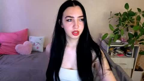 Snapshot of wildkittenx_ chatting on 1, 7, 2026 Alena online show from 1, 7, 2026
