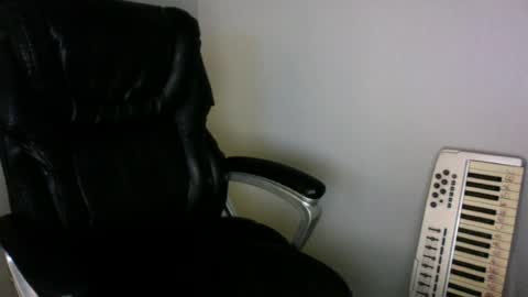 Snapshot of wildnight007 chatting on 8, 7, 2026 wildnight007 online show from 8, 7, 2026