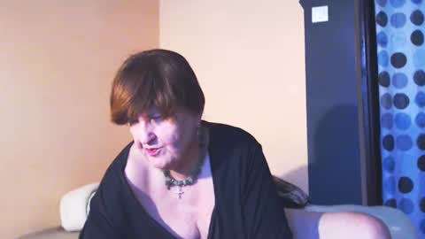 WildRedCat online show from 5, 2, 2025