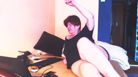 WildRedCat online show from 18, 2, 2025