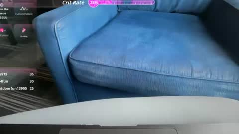 Snapshot of wildtravis chatting on 12, 7, 2026 wildtravis online show from 12, 7, 2026