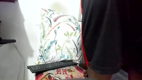 Snapshot of wilfer484725 chatting on 13, 7, 2026 wilfer online show from 13, 7, 2026