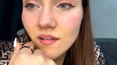 Adele online show from 4, 2, 2026