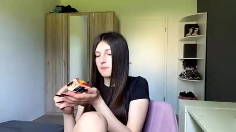 Mari online show from 22, 6, 2026