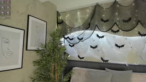 Snapshot of willow_hendrix chatting on 23, 10, 2025 Ms Willow online show from 23, 10, 2025