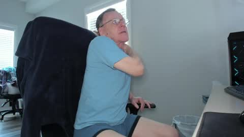 Snapshot of willyskynn chatting on 5, 6, 2026 WillySkynn online show from 5, 6, 2026