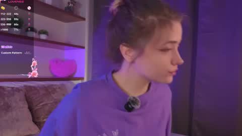 Snapshot of wilonebute chatting on 24, 7, 2026 Mary online show from 24, 7, 2026