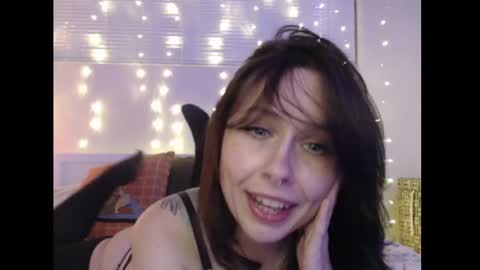 Eevie online show from 10, 2, 2025