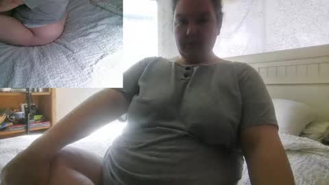 Snapshot of winnieatplay chatting on 19, 4, 2026 Winnie online show from 19, 4, 2026