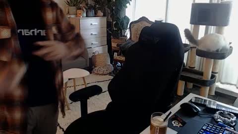 cream36 online show from 15, 10, 2025