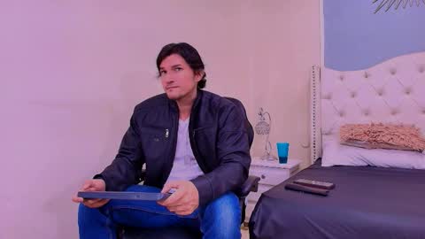 Wiston online show from 25, 3, 2026