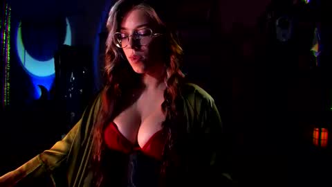 Goddess of two strapons  - Mr. long Don Mr. Pinky online show from 14, 9, 2025