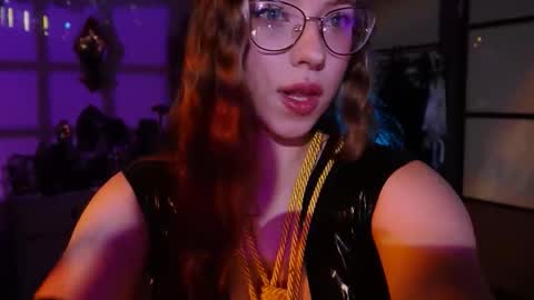 Goddess of two strapons  - Mr. long Don Mr. Pinky online show from 16, 2, 2026