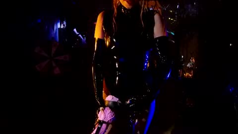 Snapshot of witch_fiona chatting on 25, 6, 2026 Goddess of two strapons - Mr. long Don Mr. Pinky online show from 25, 6, 2026