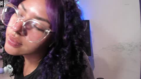     Luna Violeta  A r t i s t  online show from 7, 2, 2025