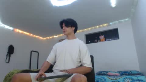 Snapshot of with_ken chatting on 14, 11, 2025 Ken online show from 14, 11, 2025