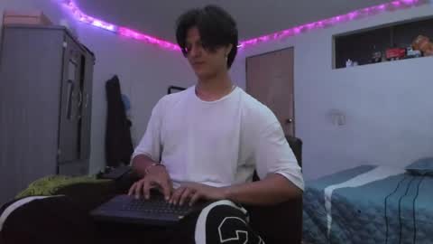 Snapshot of with_ken chatting on 1, 4, 2026 Ken online show from 1, 4, 2026