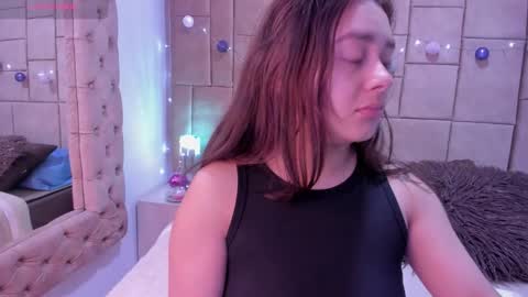 Andrea  online show from 16, 9, 2025