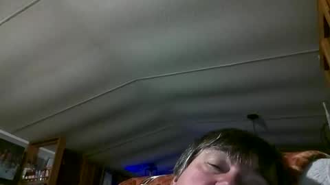 Snapshot of wldlife chatting on 23, 9, 2025 wldlife online show from 23, 9, 2025