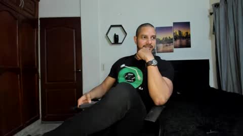 Snapshot of wncmodels chatting on 23, 9, 2025 Magnus Dark independent model online show from 23, 9, 2025