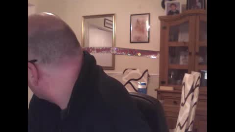 wobble444 online show from 13, 4, 2026