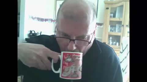 wobble444 online show from 13, 4, 2026