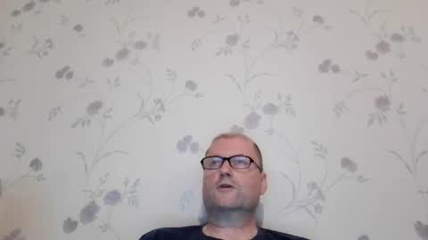 Snapshot of wobble444 chatting on 26, 7, 2026 wobble444 online show from 26, 7, 2026