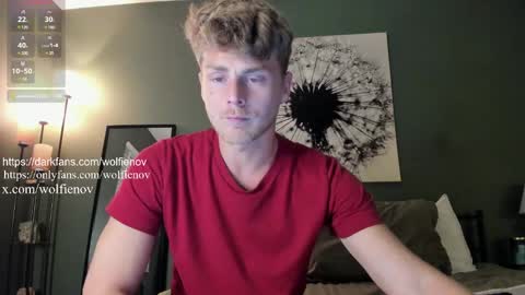 Wolfienov online show from 4, 3, 2025