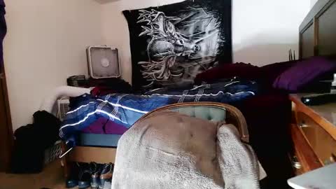 wolfman79 online show from 25, 2, 2025