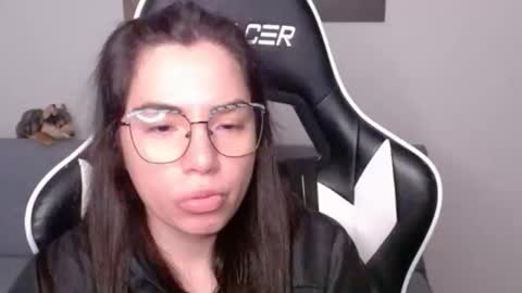 Alex online show from 4, 6, 2026