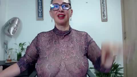 Womanhornyx online show from 13, 2, 2026