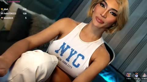 Julia online show from 8, 3, 2026