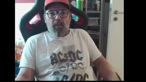 Adam online show from 12, 7, 2026