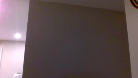 Snapshot of woodeee77 chatting on 2, 11, 2025 woodeee77 online show from 2, 11, 2025